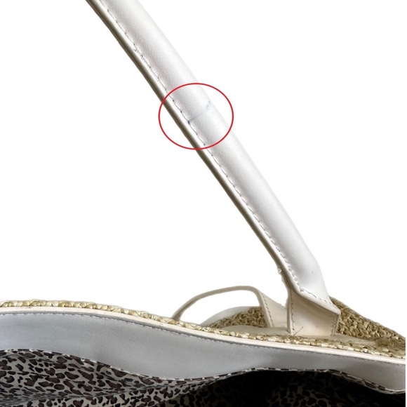 Dream Control Rattan/ Straw Tote Medium - Picture 9 of 13